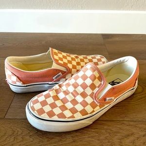 Classic checkered Van slip on. Rose and white. Size 7.5